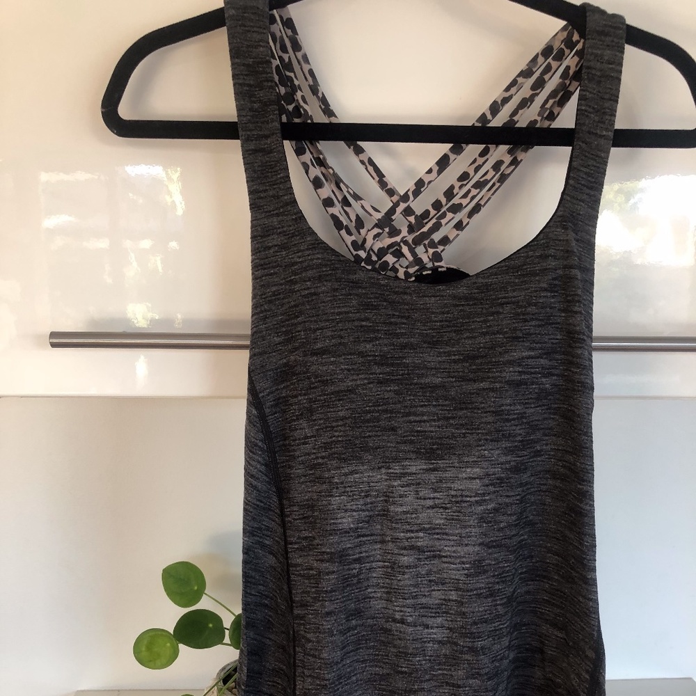 Lululemon Tank Attached Bra Size 8